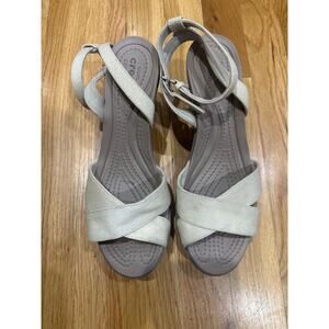 CROCS Leigh 2 Cross-Strap Ankle Wedge Beige Strappy Sandals Women’s Size 8M